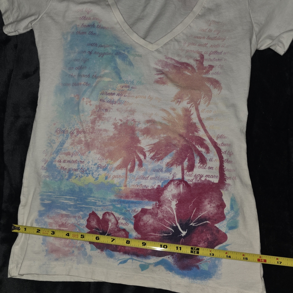 Margaritaville White V-Neck Tropical Palm & Hibiscus Graphic Tee - Picture 3 of 6
